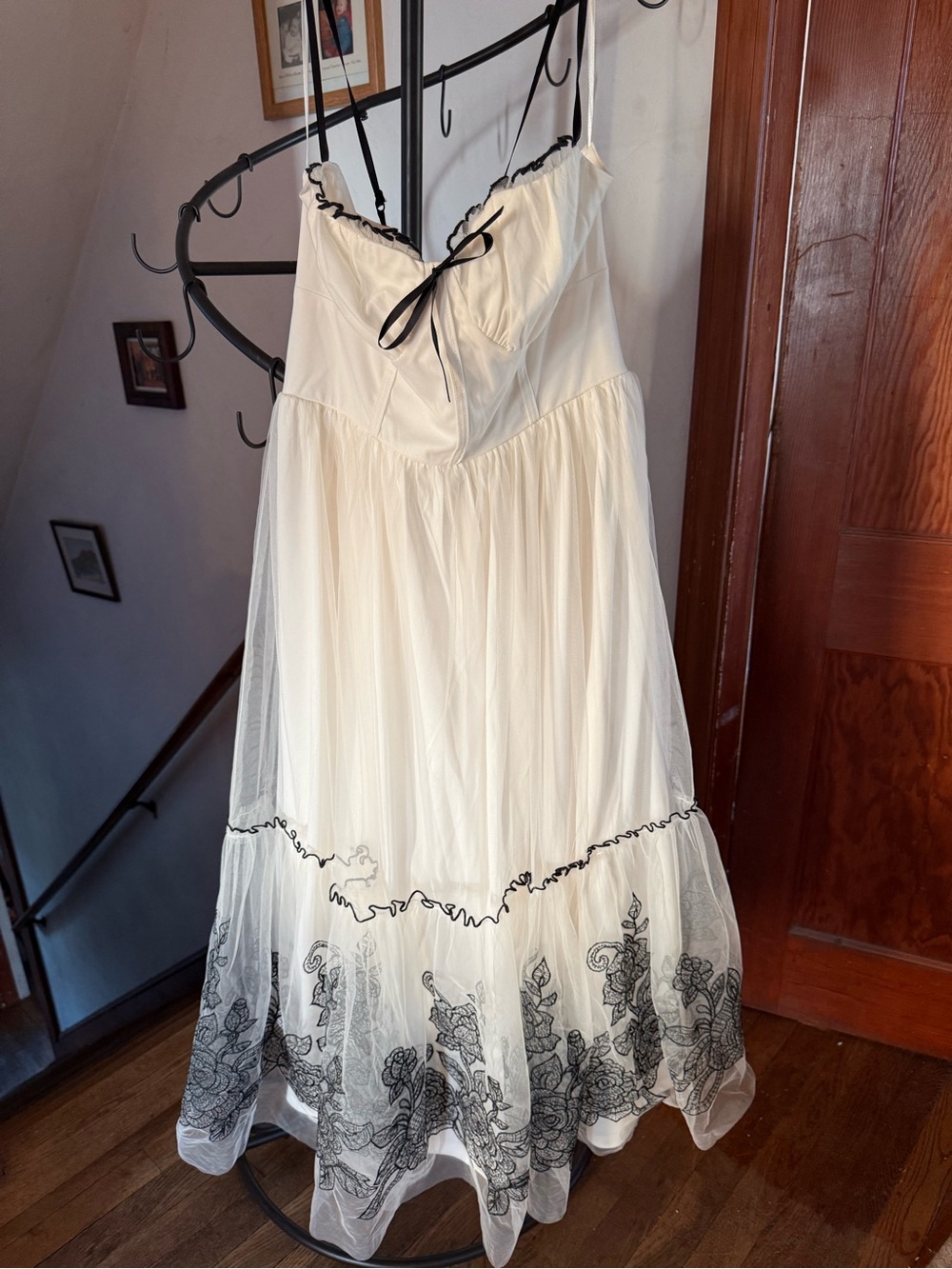 Francesca's mi ami White Dress with Black Trim